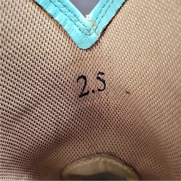 Ariat size 2.5 girl boot - Picture 4 of 8